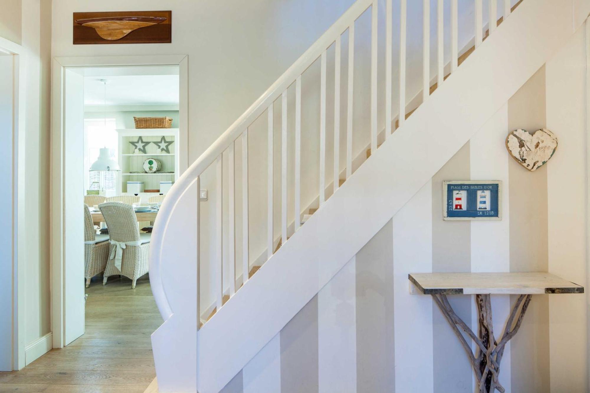 Tiiner Villa List Luaran gambar